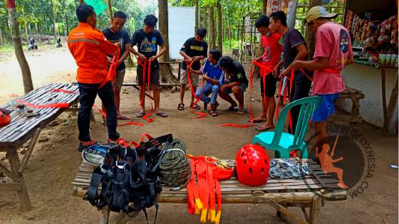 training operator flying fox